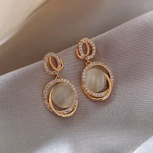 Simple earrings compact 2020 new Korean temperament earrings French retro earrings delicate elegant fashion earrings earrings