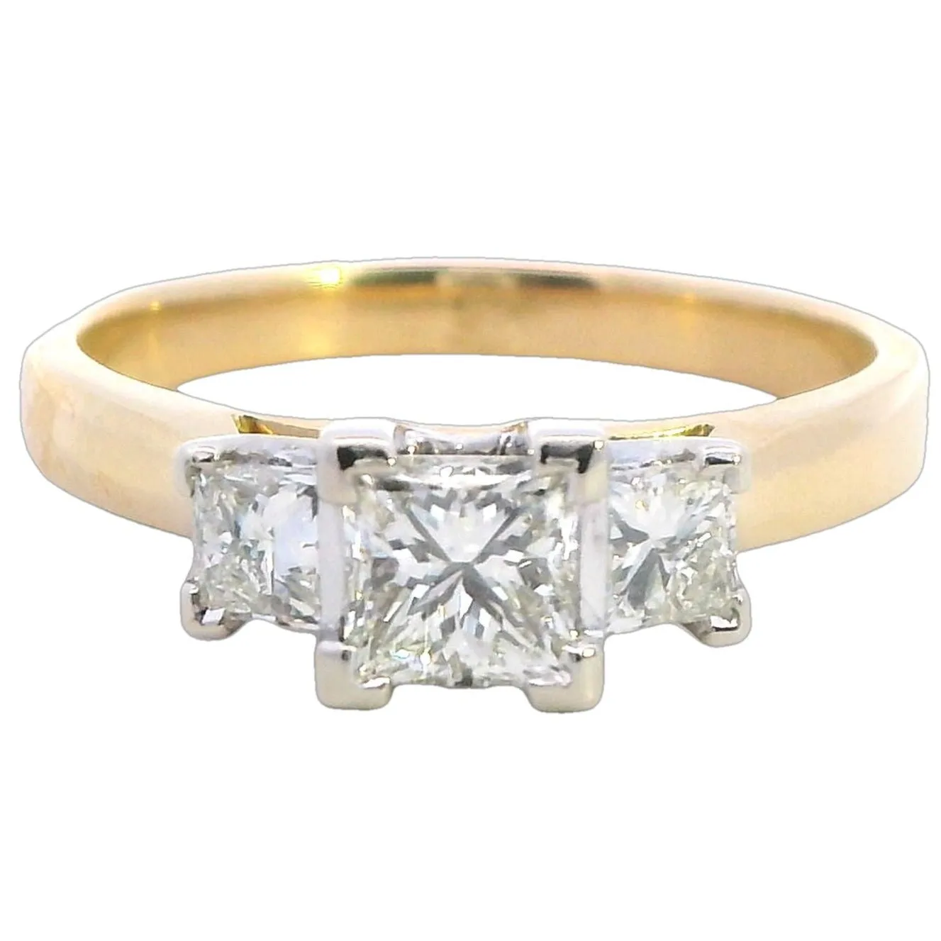 Valentine's Elegance: Timeless 18ct Yellow & White Gold Diamond Ring