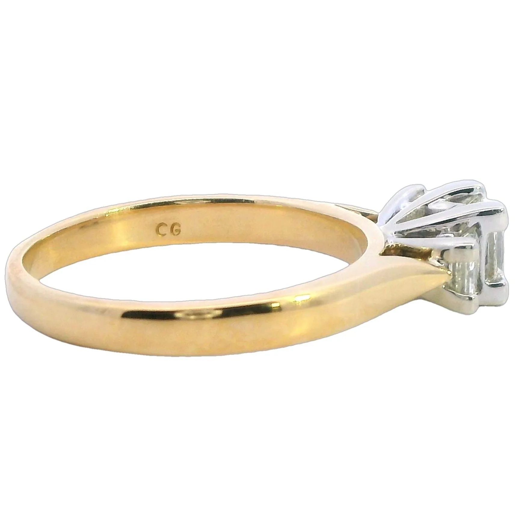 Valentine's Elegance: Timeless 18ct Yellow & White Gold Diamond Ring