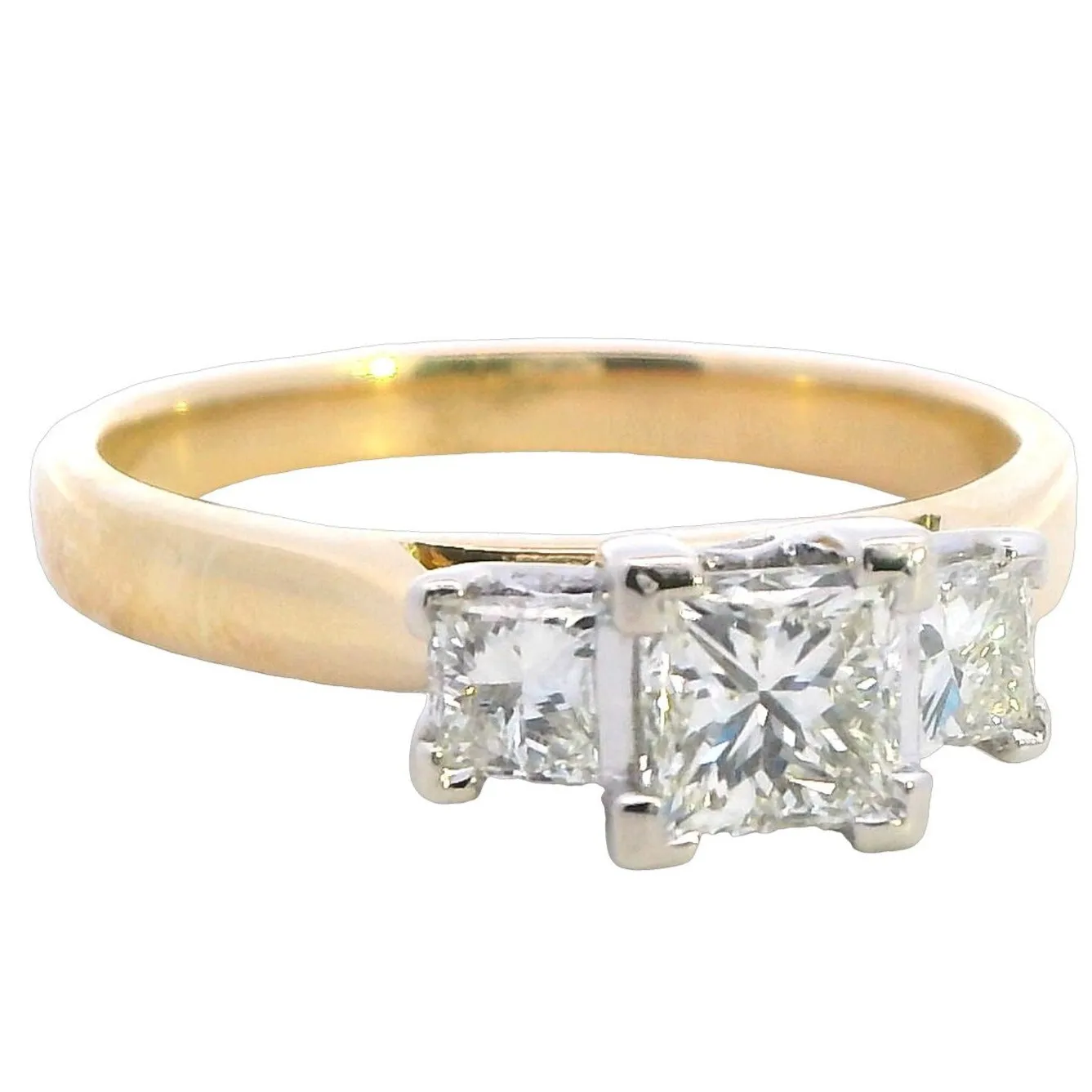 Valentine's Elegance: Timeless 18ct Yellow & White Gold Diamond Ring