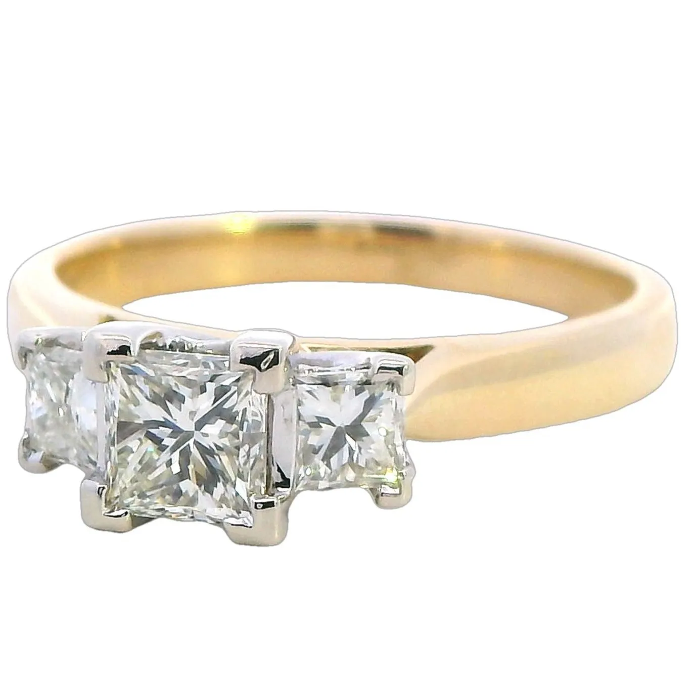 Valentine's Elegance: Timeless 18ct Yellow & White Gold Diamond Ring