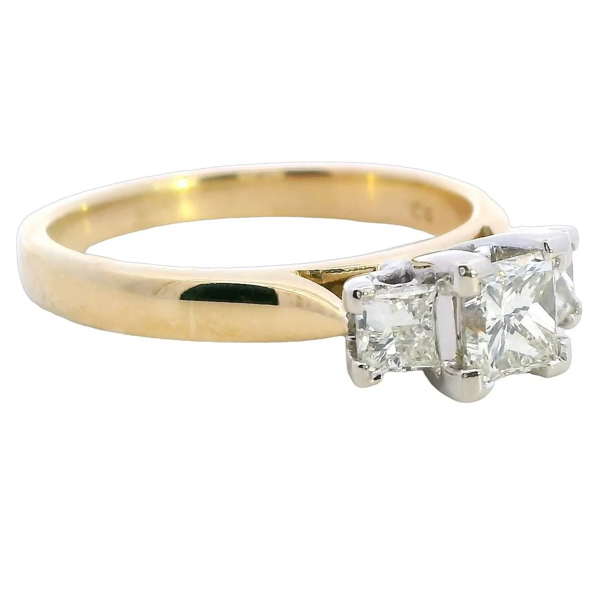 Valentine's Elegance: Timeless 18ct Yellow & White Gold Diamond Ring